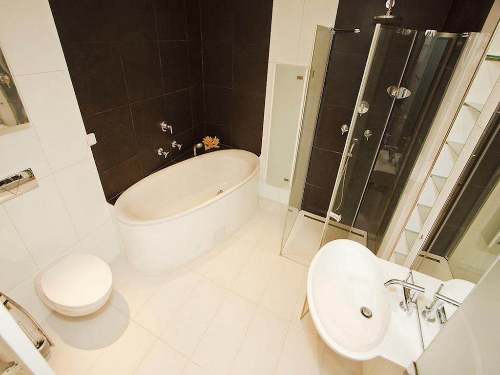 Luxury Penthouse Apartment Prague Bilik gambar